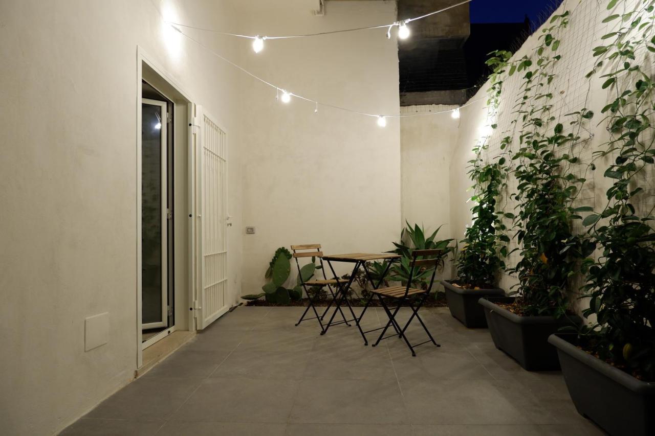 Central Patio Apartament Bari